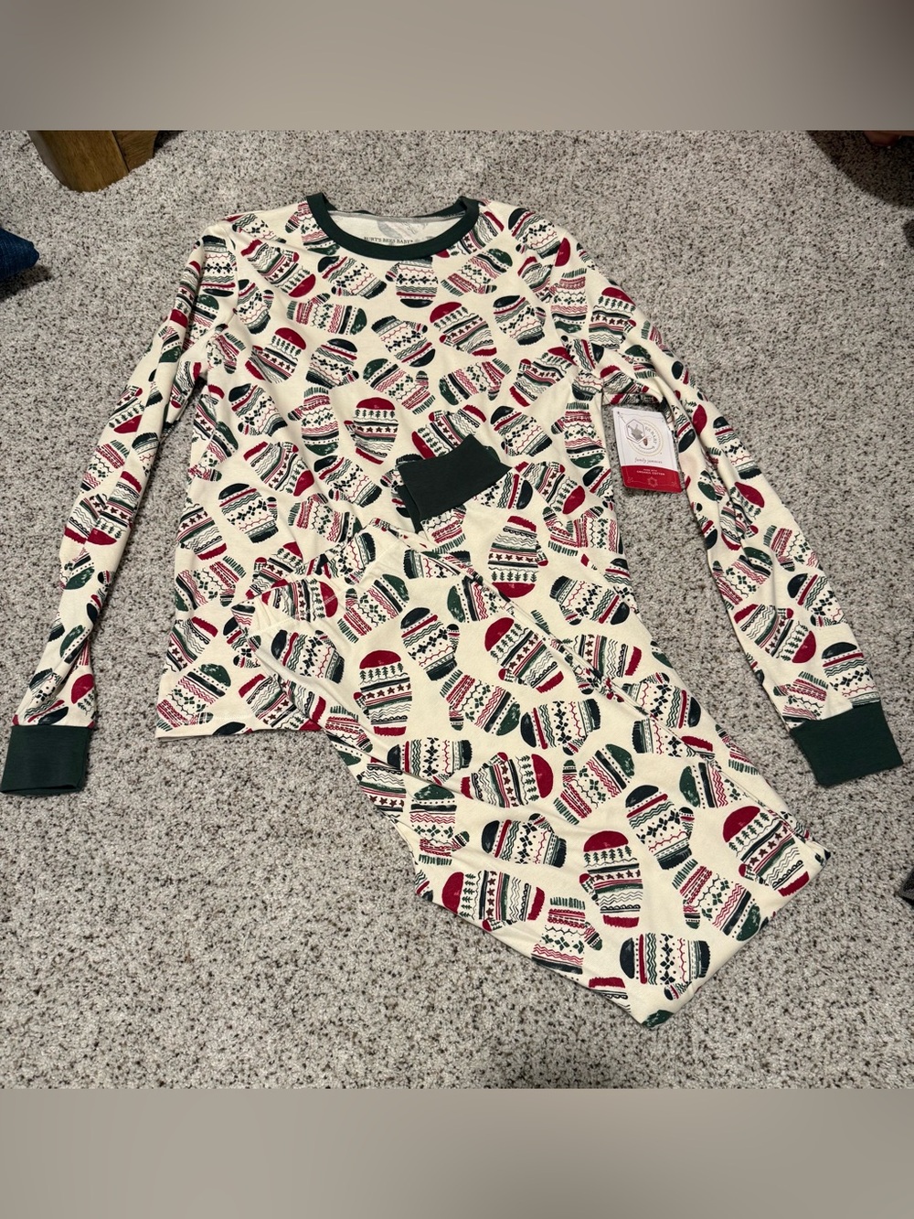 Burt’s bees Christmas pajama set